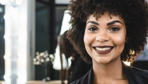estudante de faculdade de estética e cosmética