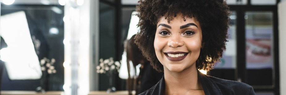 estudante de faculdade de estética e cosmética