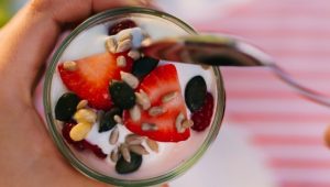 copo de salada de frutas