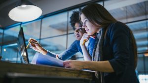 estudantes de marketing digital