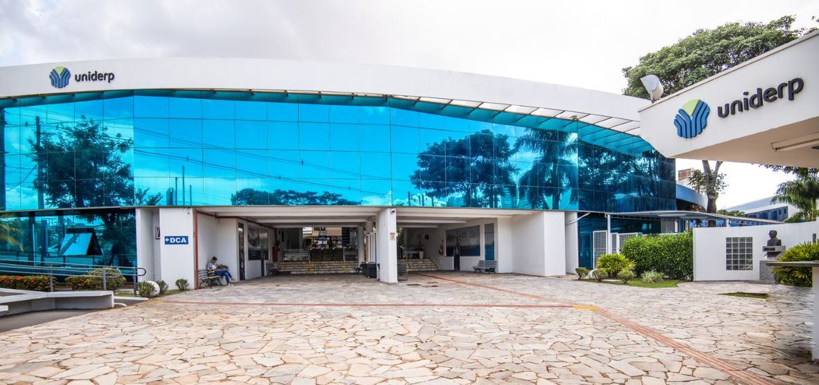 Fachada da UNIDERP Campo Grande
