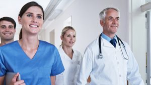 diferença entre enfermagem e medicina