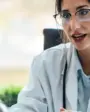 médica com paciente